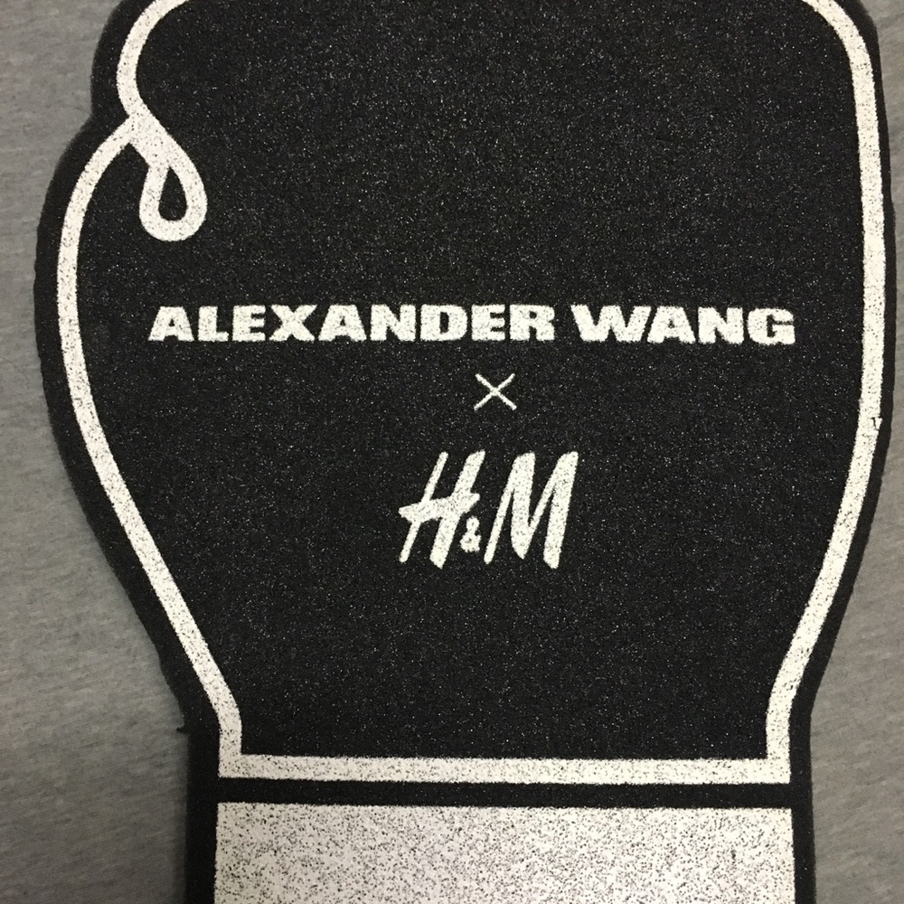 Alexander Wang H&M Foam Finger - image 5